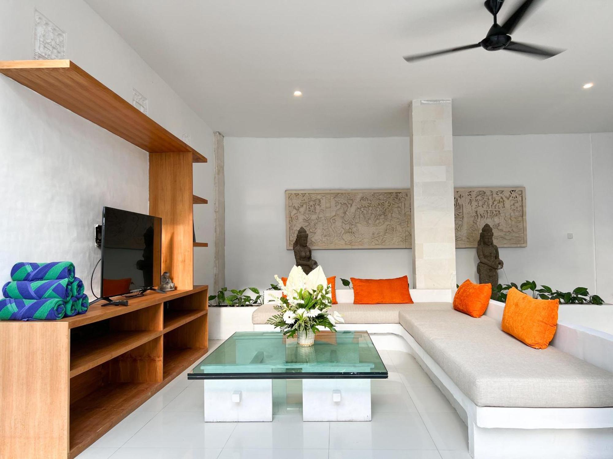 Apple Villas & Apartments Kerobokan  Exterior photo