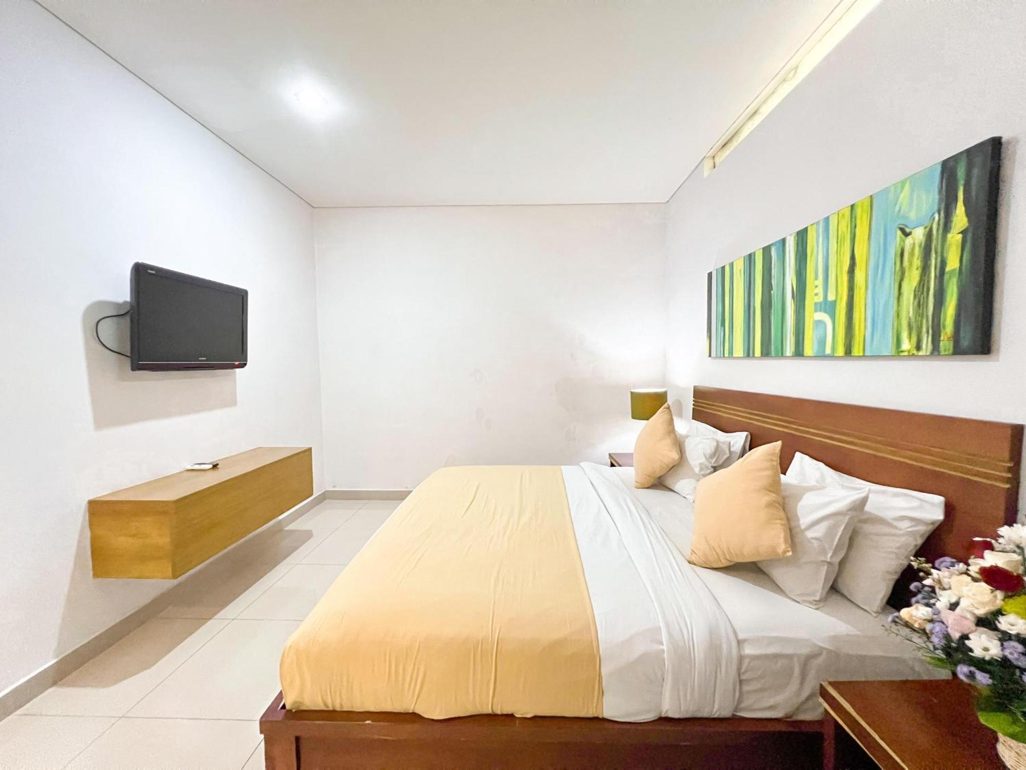 Apple Villas & Apartments Kerobokan  Exterior photo