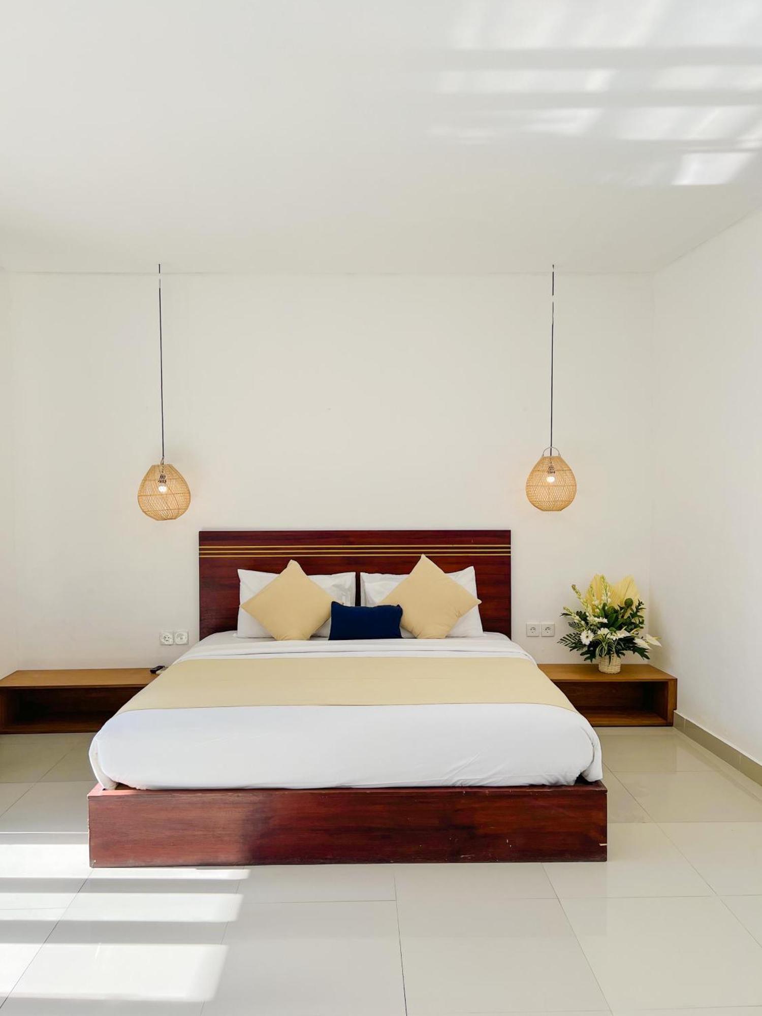 Apple Villas & Apartments Kerobokan  Exterior photo